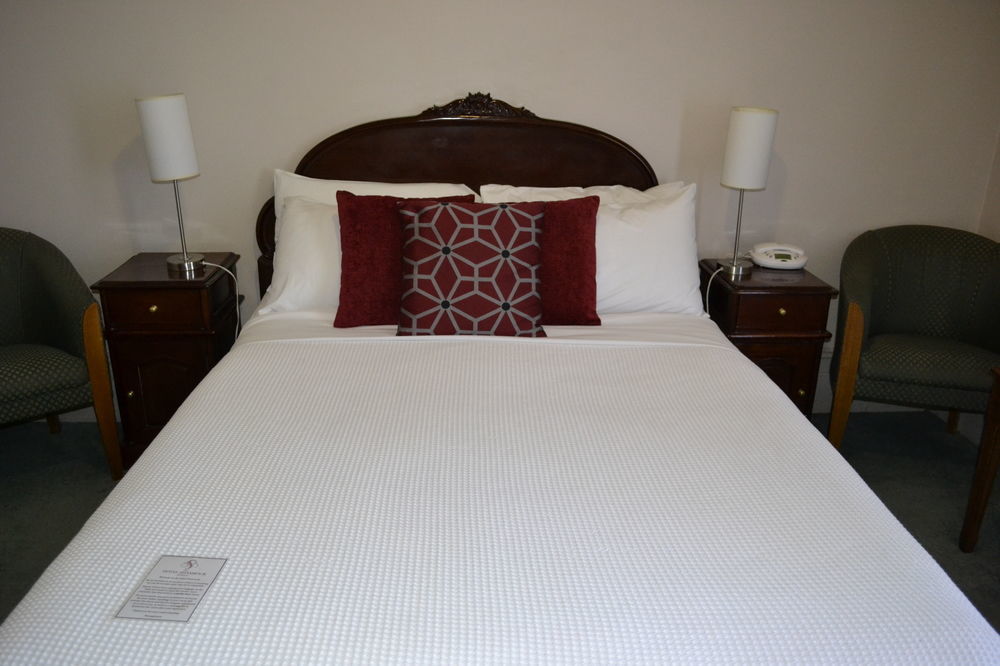 The Hotel Shamrock Bendigo Bagian luar foto