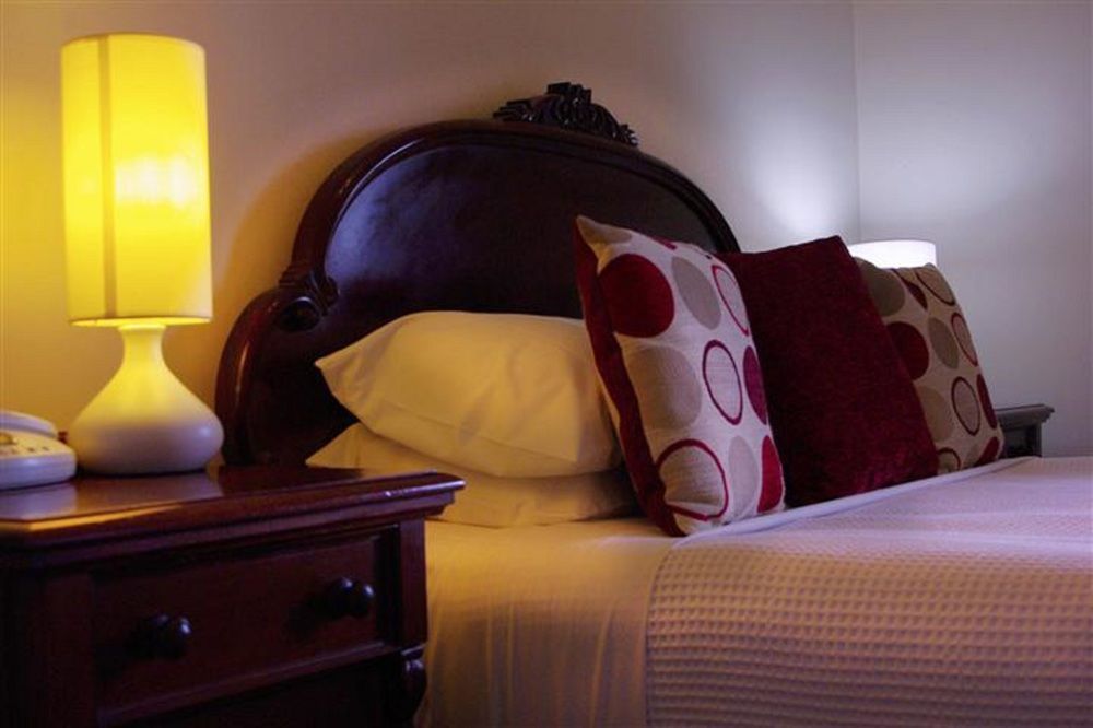 The Hotel Shamrock Bendigo Bagian luar foto