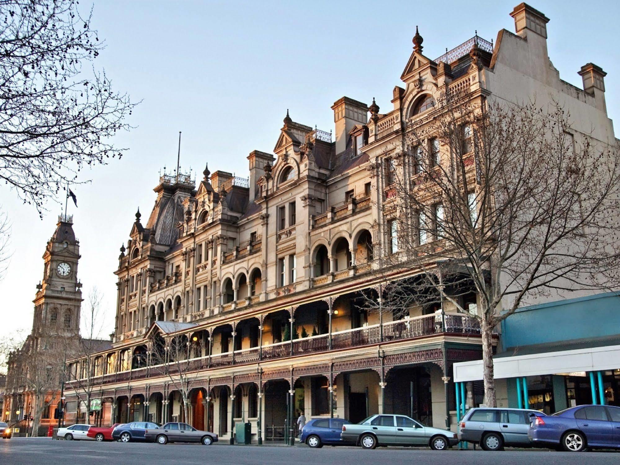 The Hotel Shamrock Bendigo Bagian luar foto